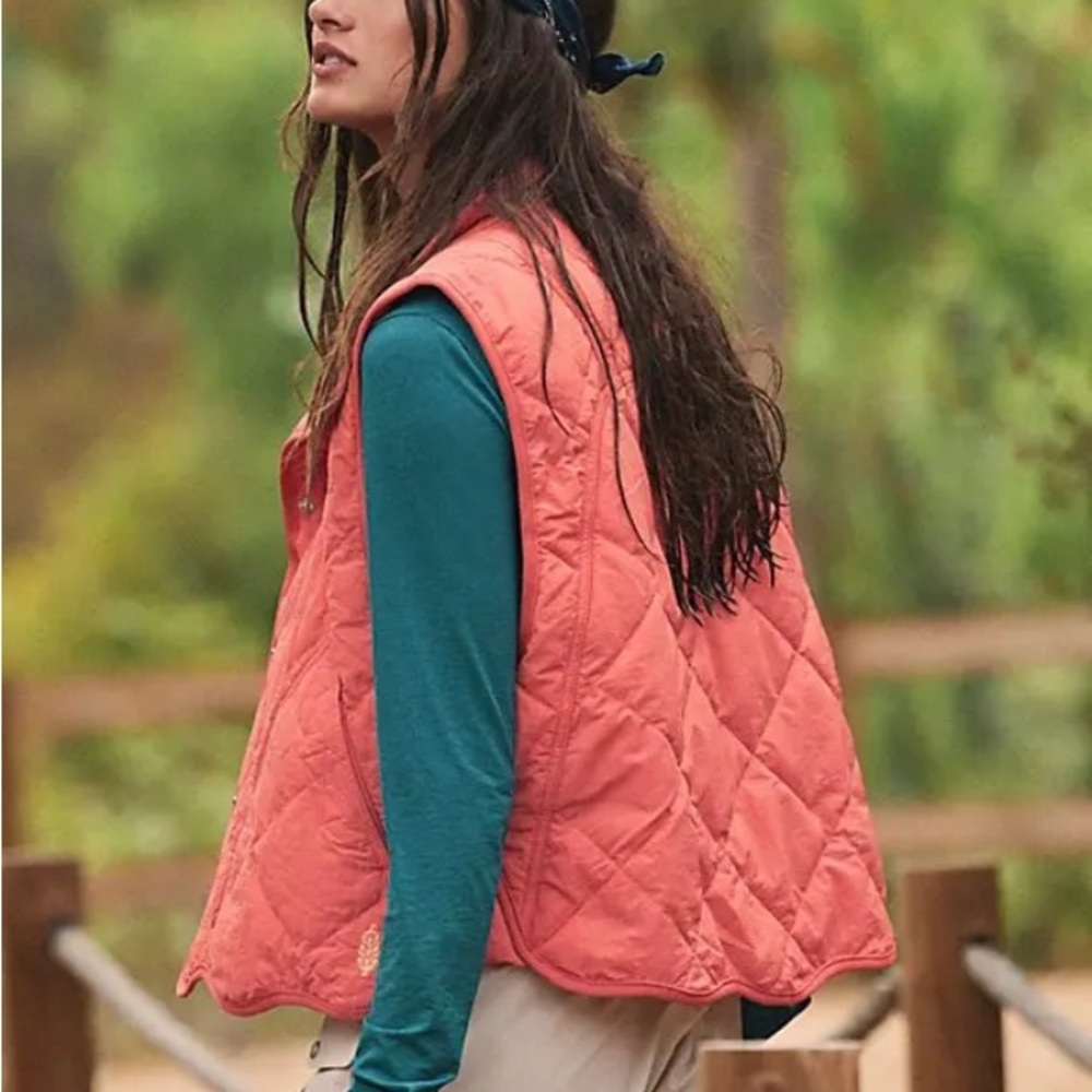 Free People Quinn Quilted Puffer Vest - Deep Sea Coral